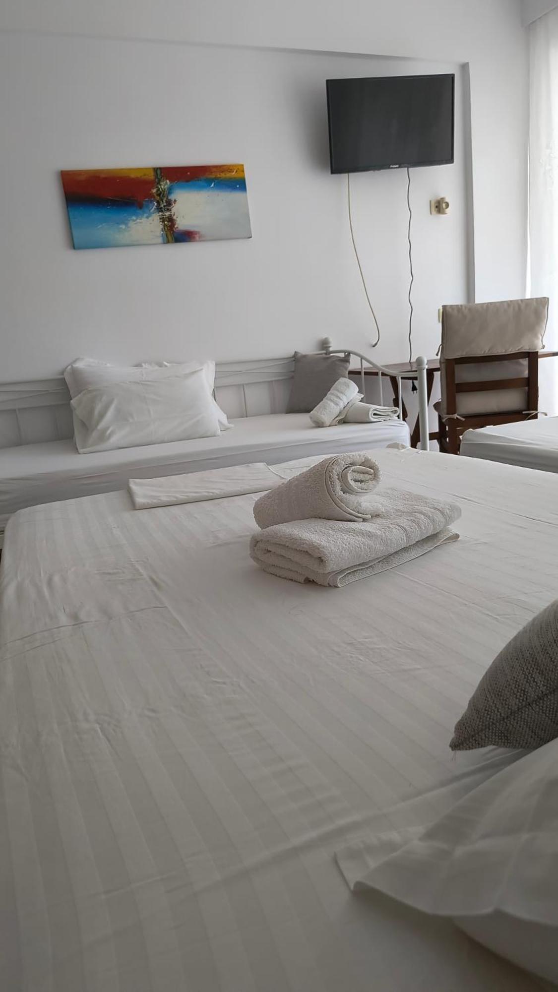 Polyxeni Apartments & Rooms Qëparo Exteriér fotografie